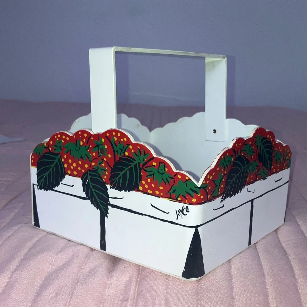 Joyce Miller Original 8” square strawberry  basket vintage 70s RARE